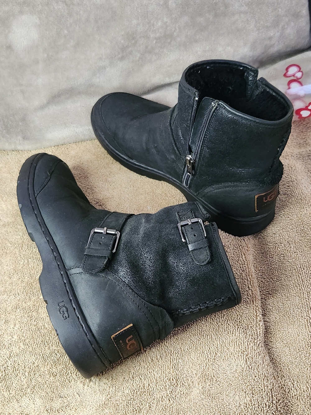 UGG Women's Black Suede Buckle Ankle Boots Size 9
